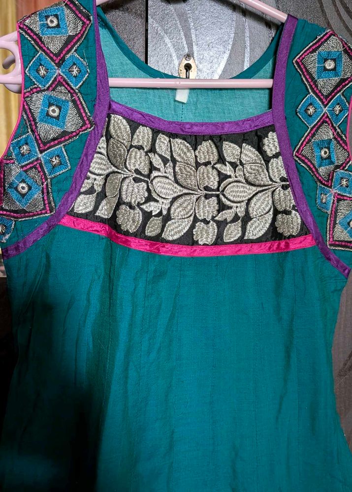 Embroidered Teal Ethnic Kurti