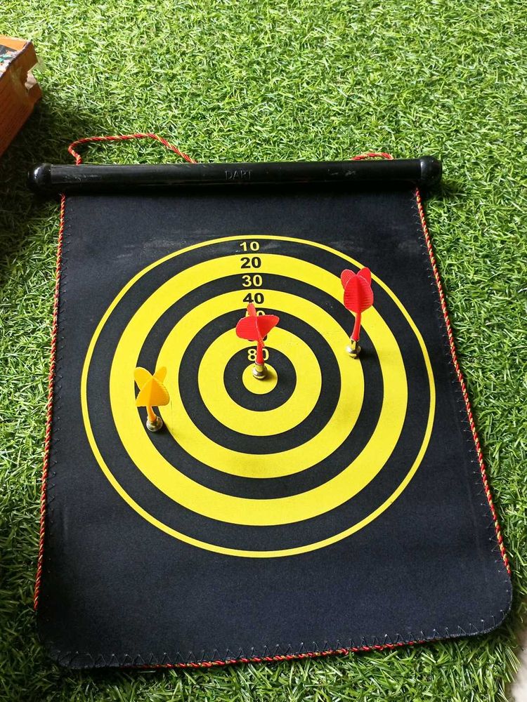 Magnetic Dart Board Game