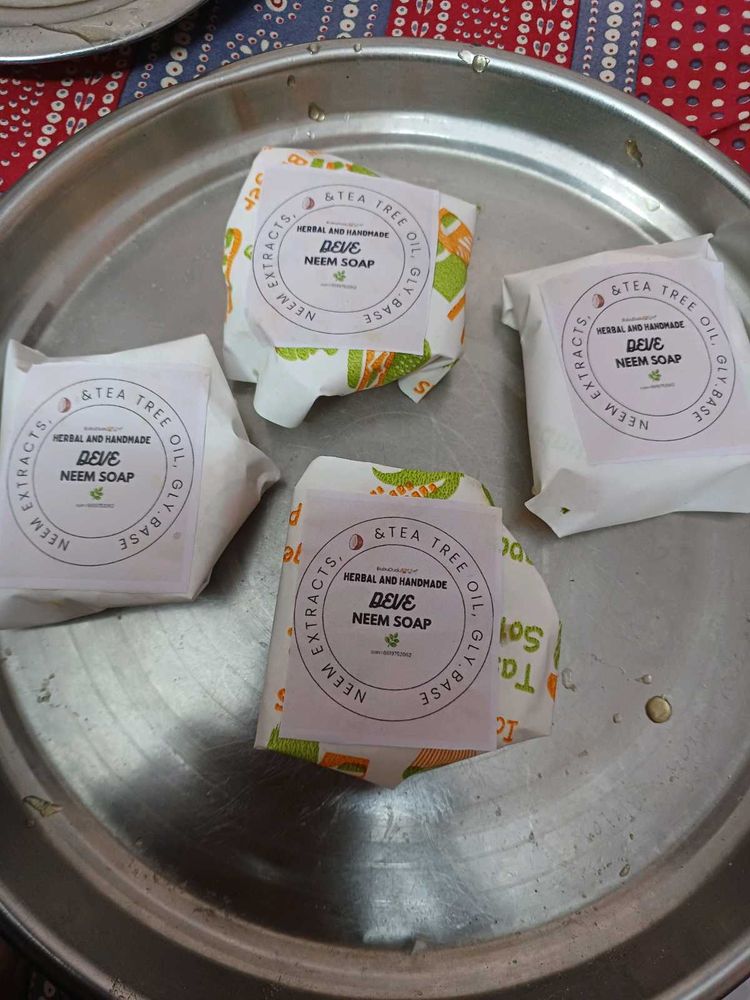 DEVE Neem Soap (Set of 4)