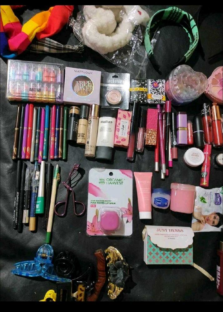 2 random products with freebie