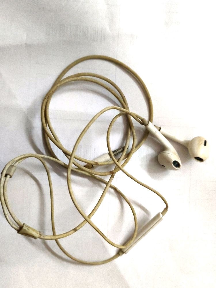 Headphone 🎧