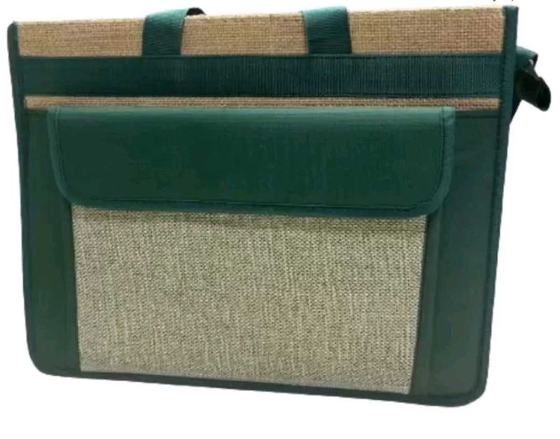 Men &amp; Women Green Massenger Bag