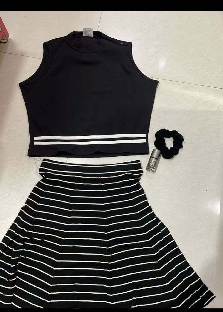 Black &amp; White Striped Set