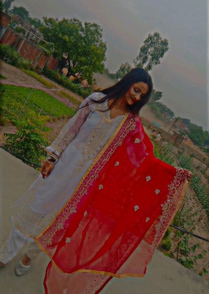 Pakistani Suits Only 2 Times Use
