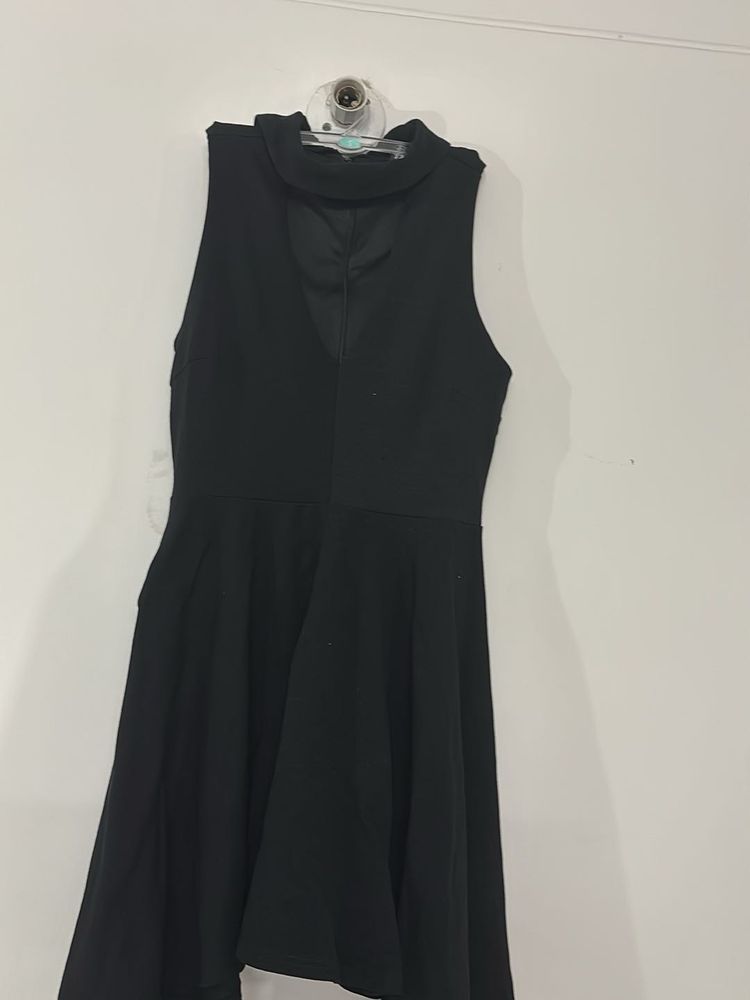 SEXY BLACK SKATER DRESS