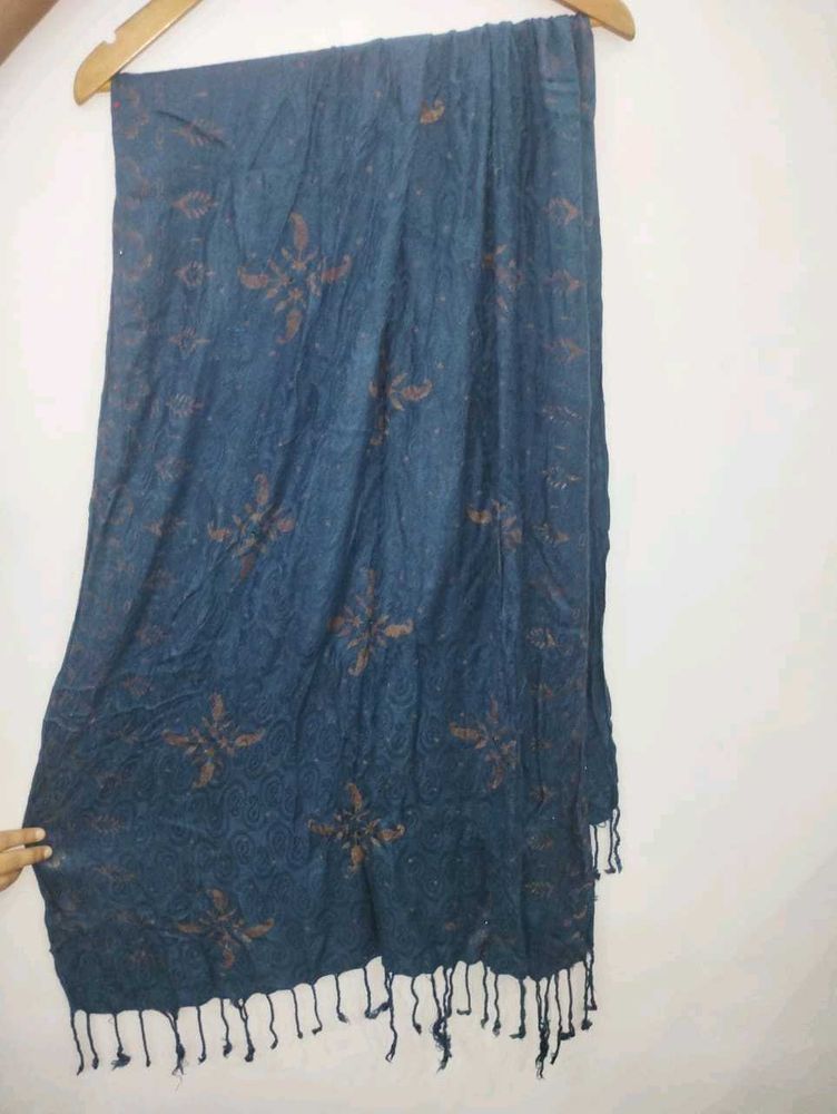 2 Striped Stoles