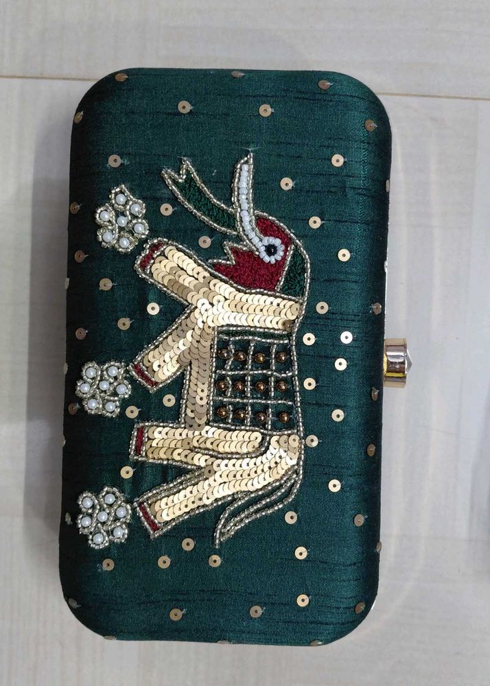 Clutch Embroidered Elephant Premium quality