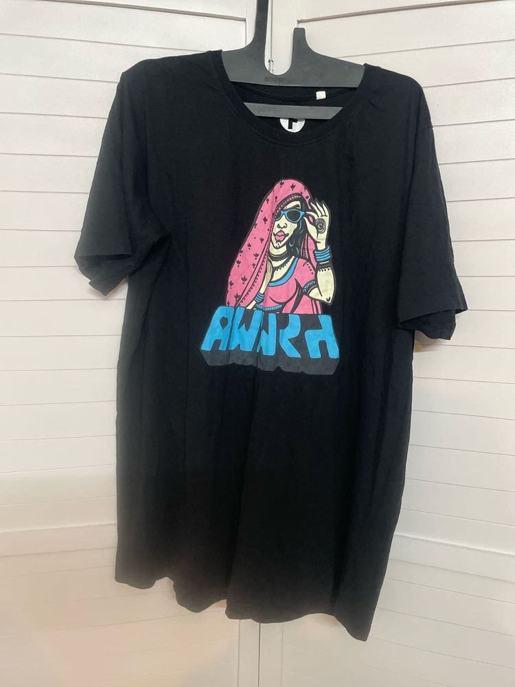 Graphic Print Tee