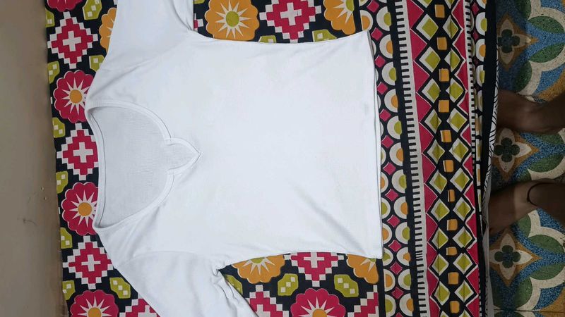 Aesthetic White Crop Top With Full Sleeves .