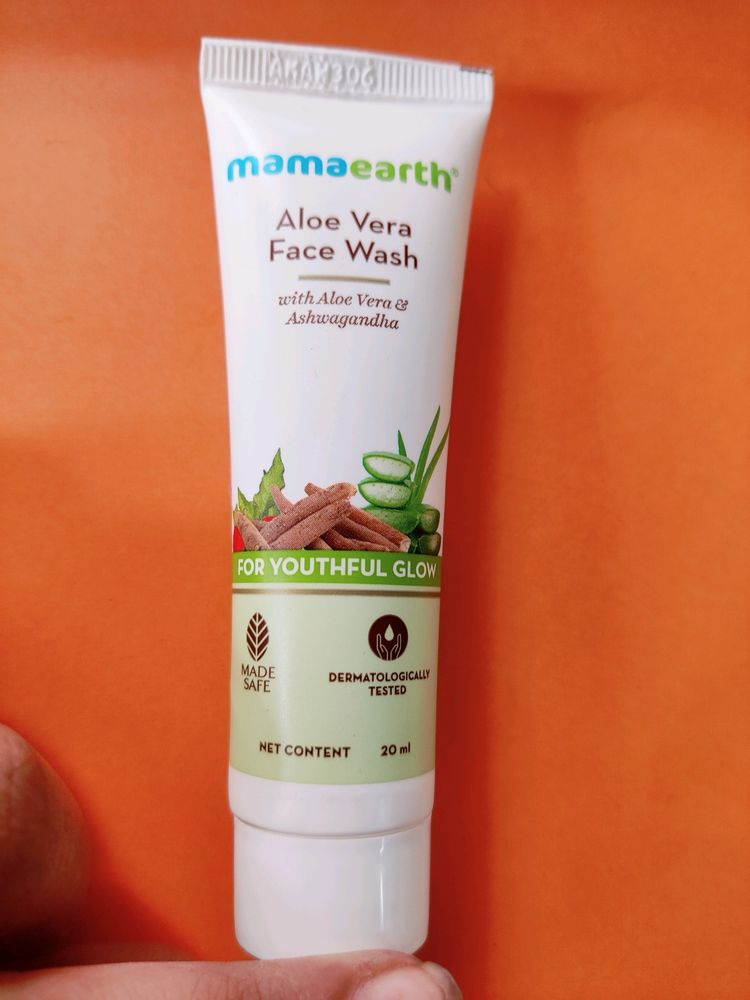 Mama Earth Aloe Vera Facewash