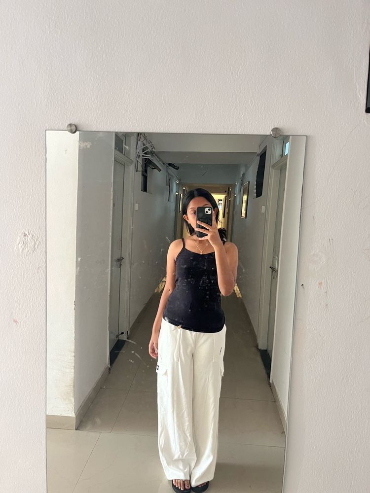 Black Sleeveless Top