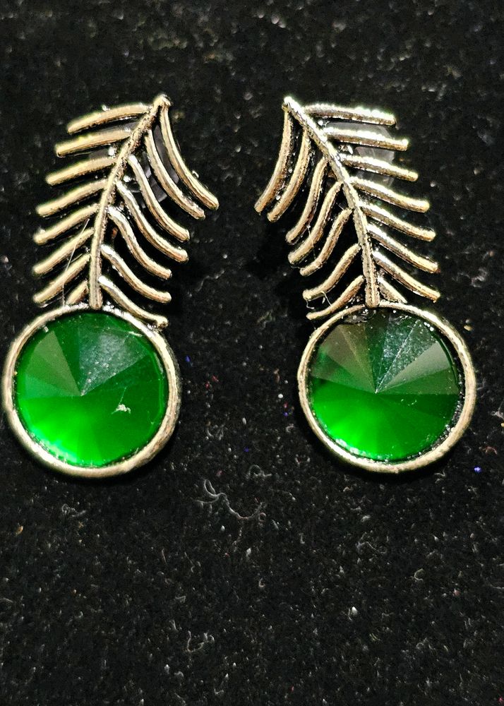 Silver Look alike Earrings With Green Stone
