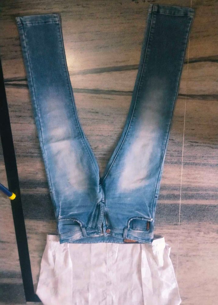 Stylish Blue Jeans With Check Shirt.