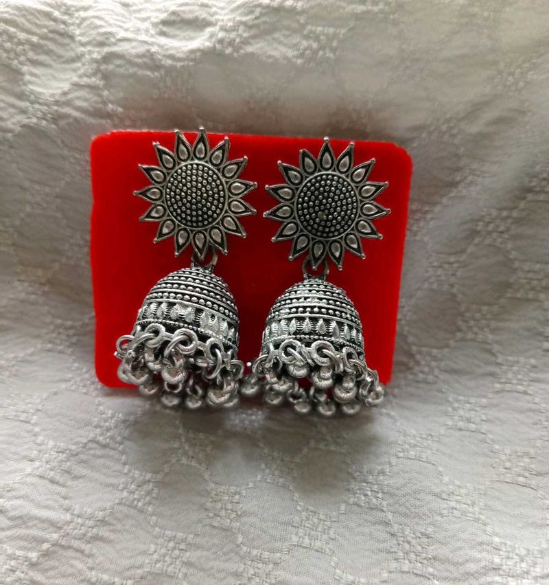 Silver Jhumka Earrings