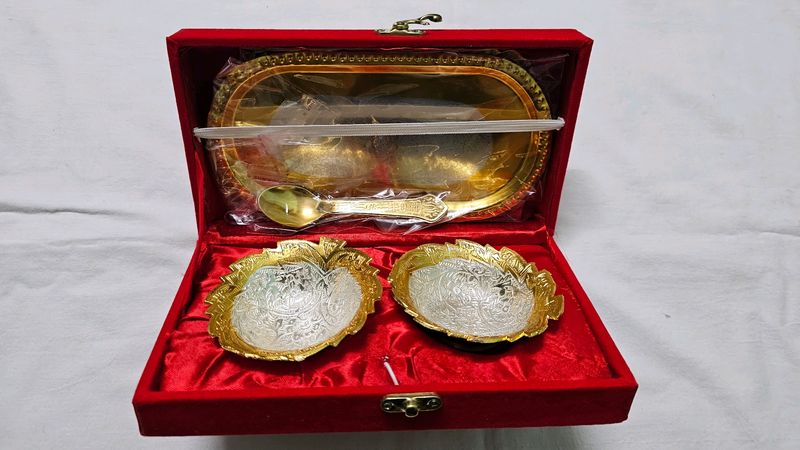 Designer Bowl Set Completely New