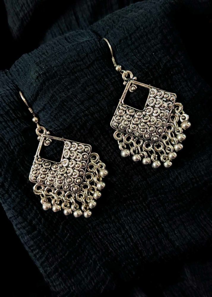 Silver Dangle Earrings (Black Metal)