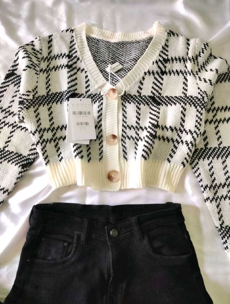 SAVANA Crop Cardigan 🤍