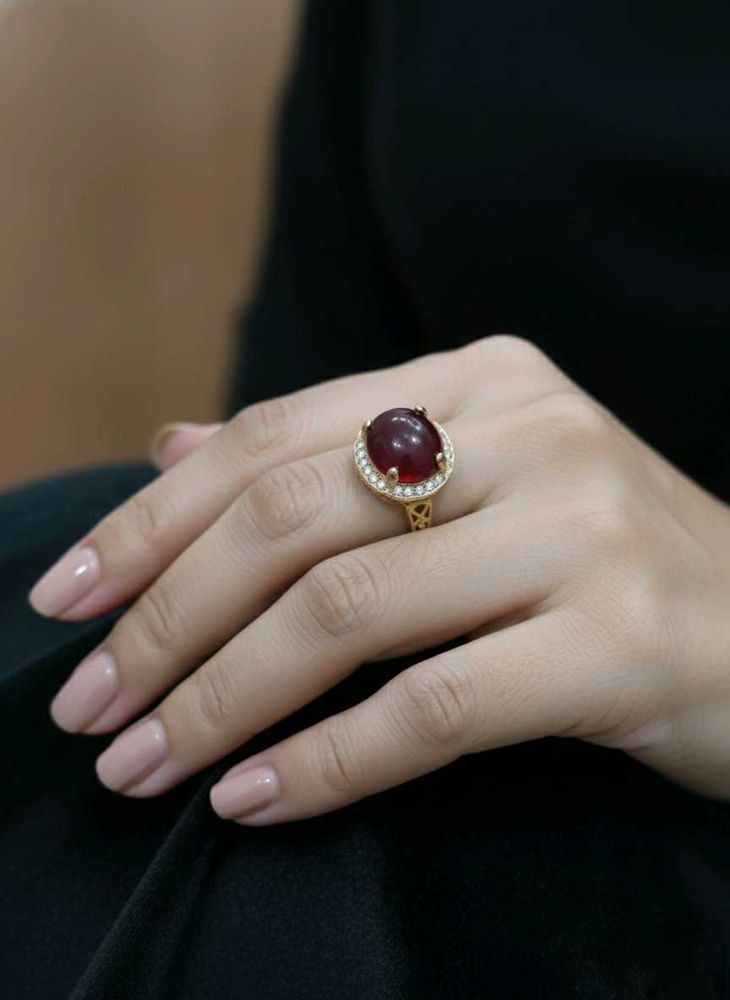 Elegant stone Ring