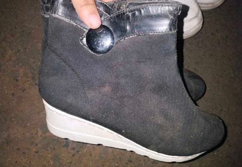 Black Wedge Heel Boots