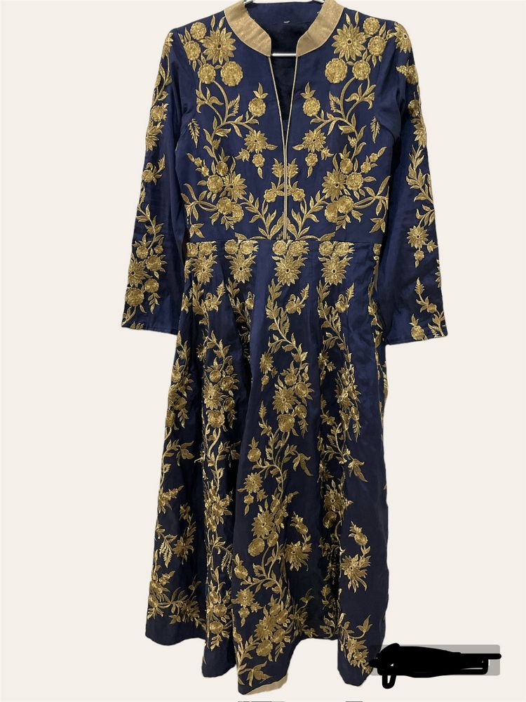 Hand Thread Embroidery Band Neck Flare Gown