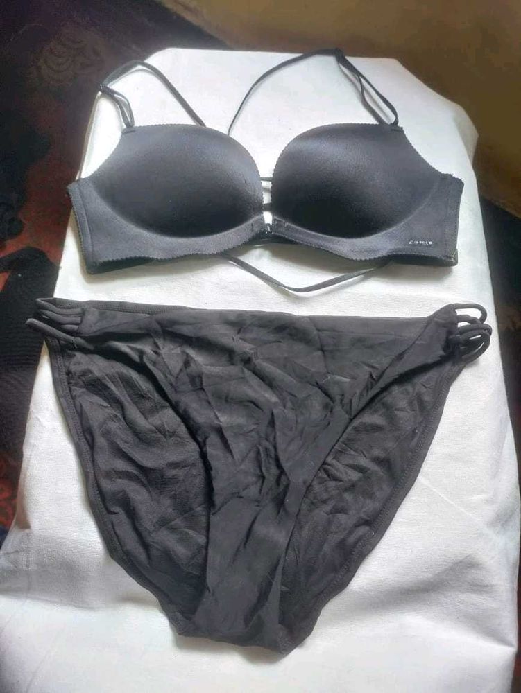 Black Bikini Set
