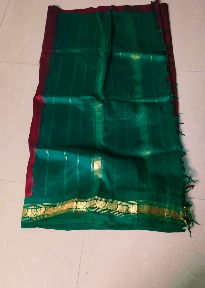 Green &amp;maroon Colour Pure Gadwal Saree