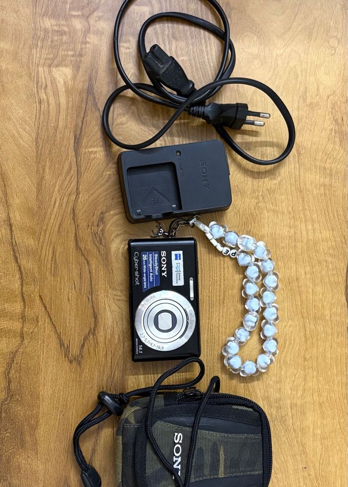 Sony Cyber-shot DSC-W530 14.1MP