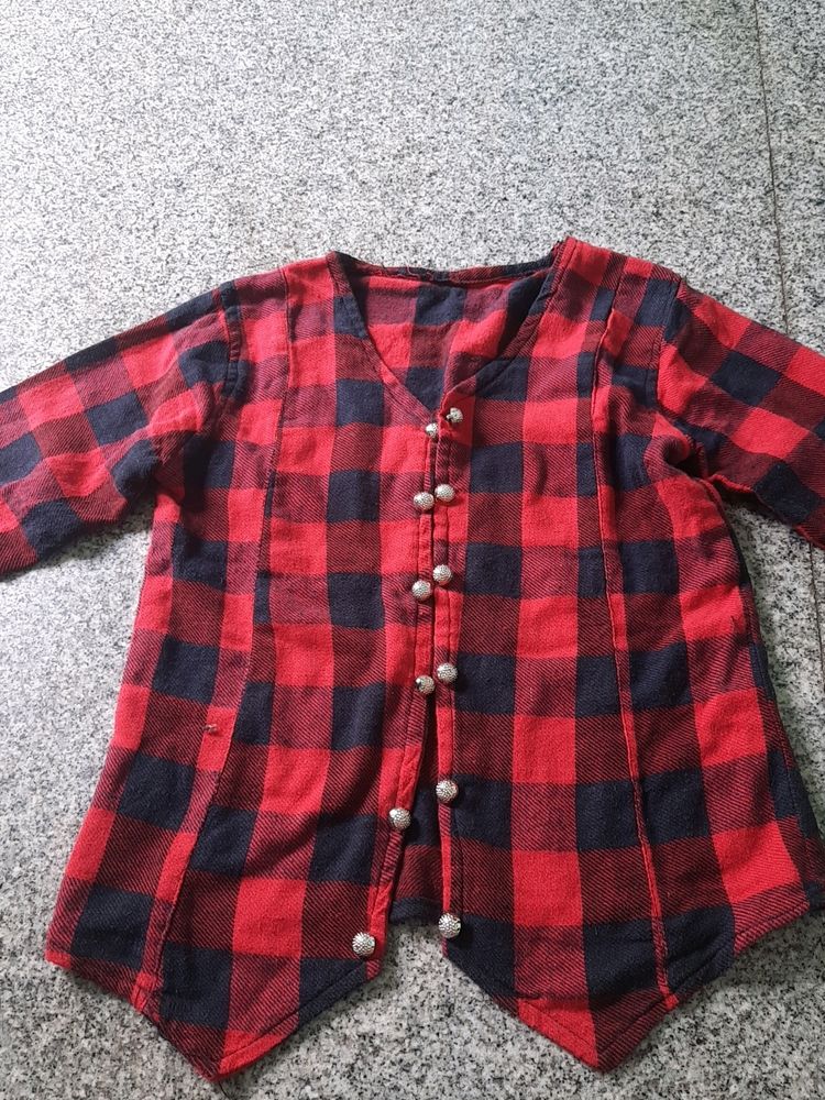 Black &amp; Red Checks Trendy Shirt For Women