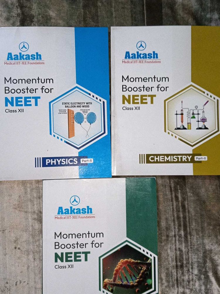 Aakash NEET Momentum Booster Class XII Set