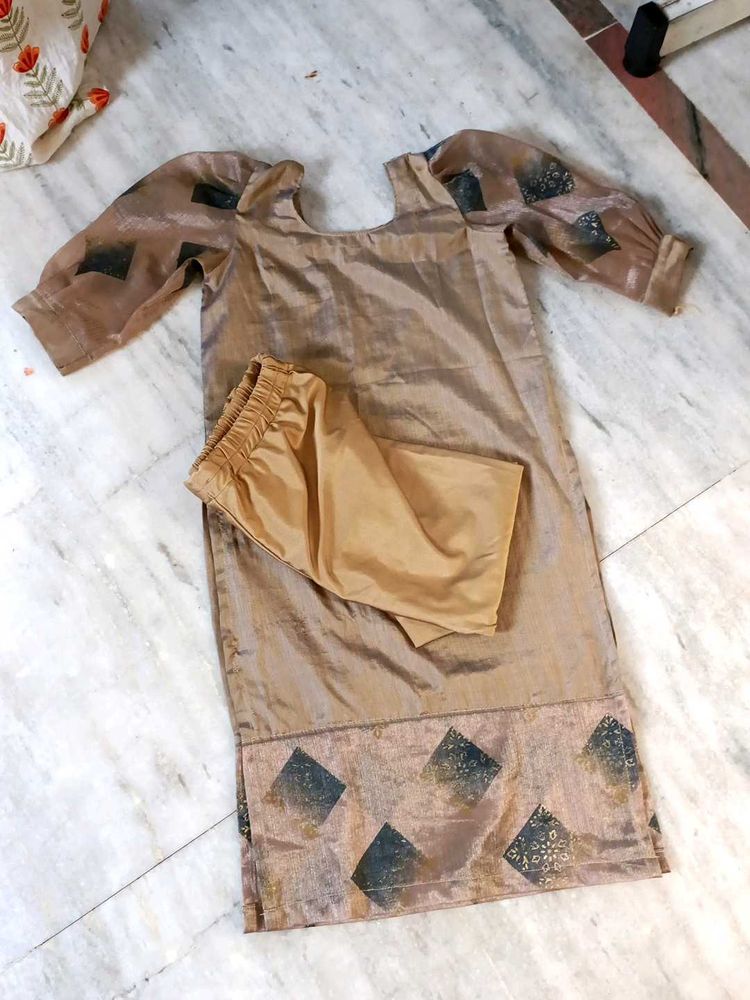 Brand New Girls Kurta Leggings