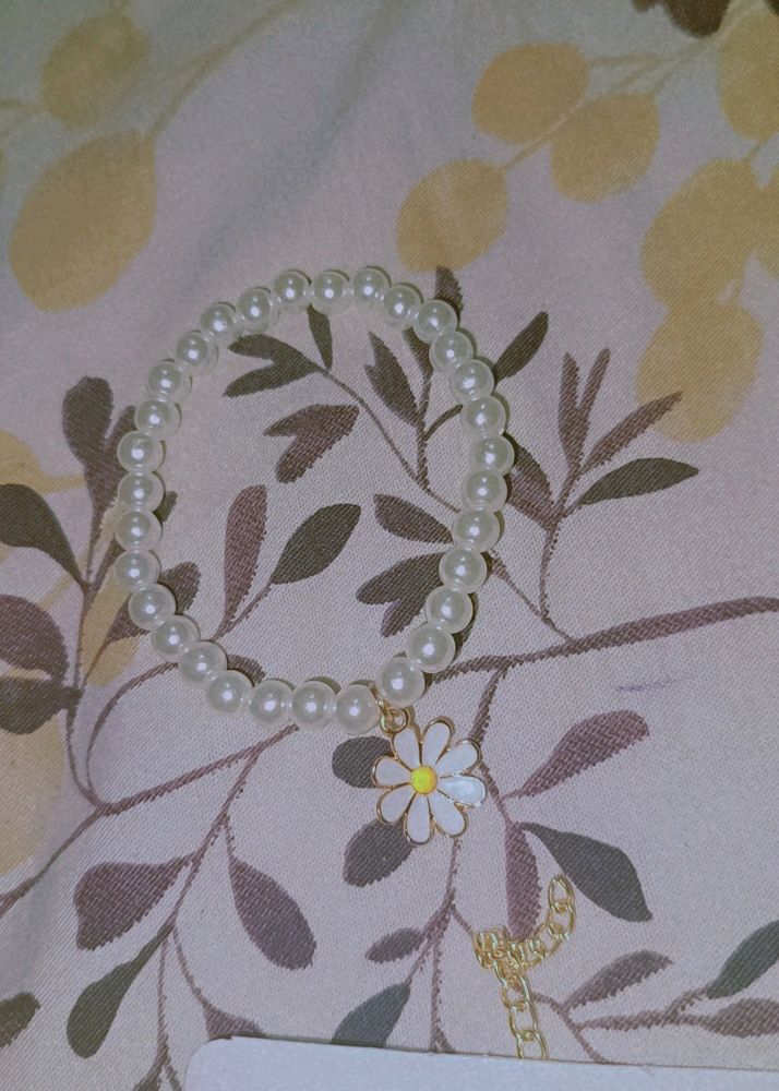Pantaloons Bracelet