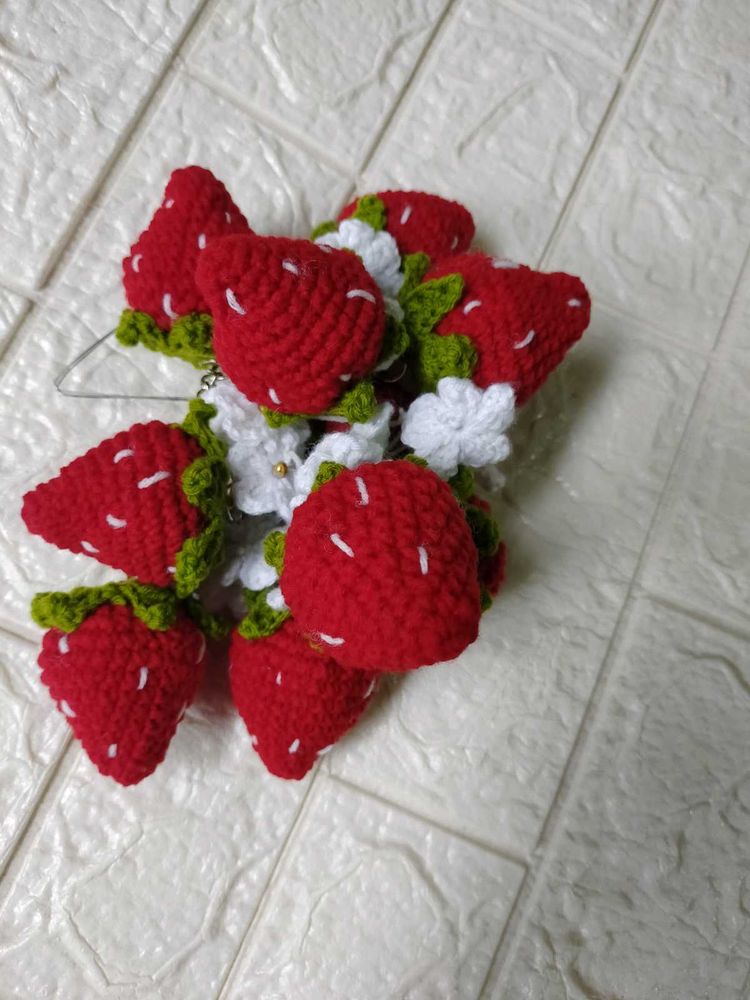 crochet strawberry keychain