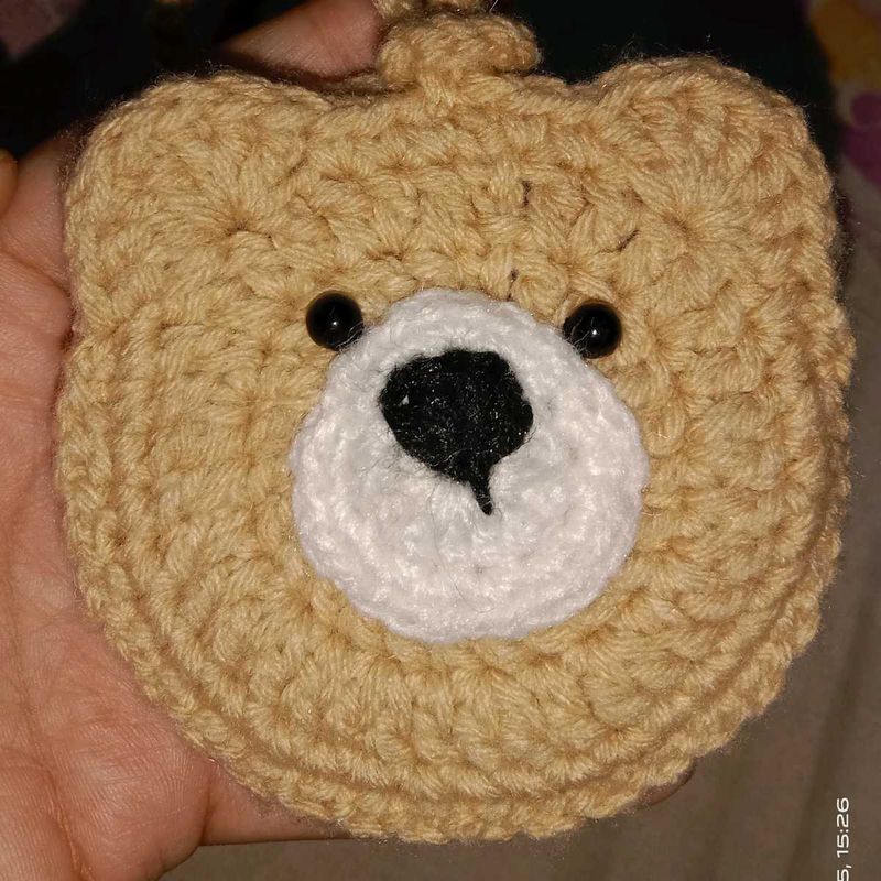 Crochet Bear Airpod holder