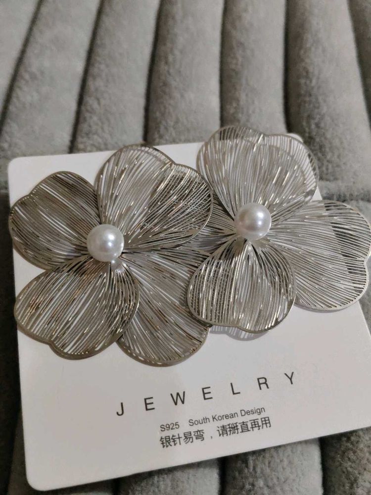 Floral Silver Earrings