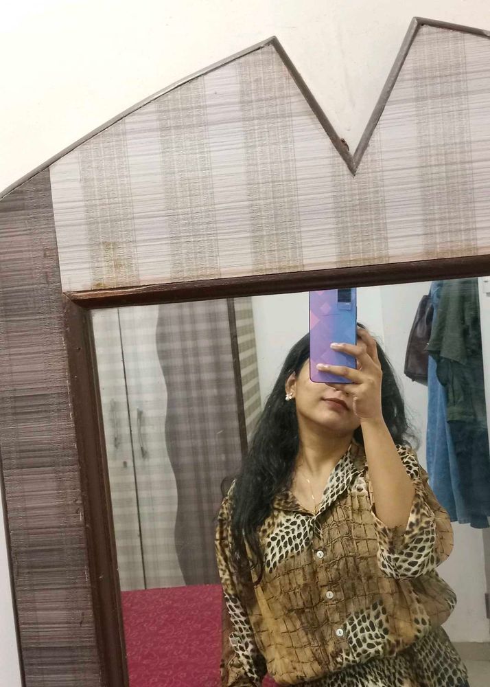 Beautiful Tops At Low Price