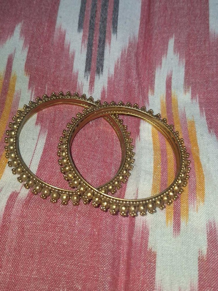 Beautiful Kundan Bangles