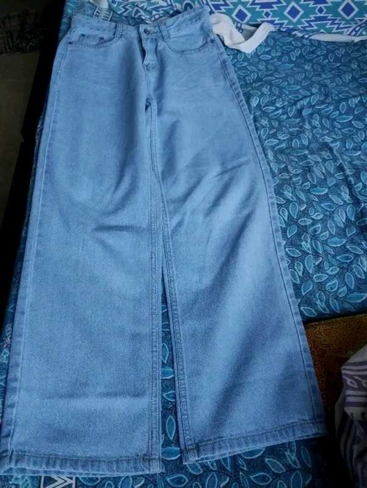 Brand New Denim Straight Fit Jeans Pant🎀✨️