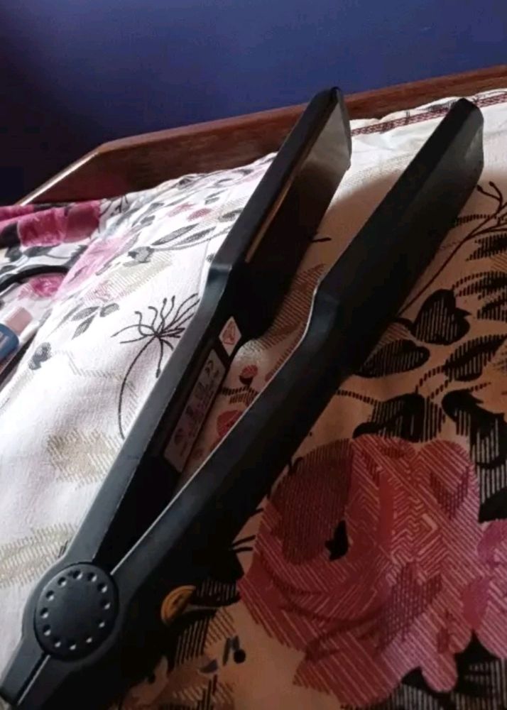 Hair Straightener