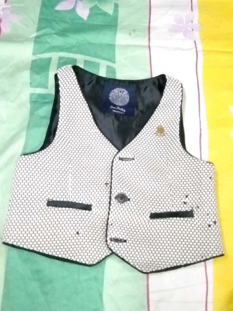 Kids Vase Coat