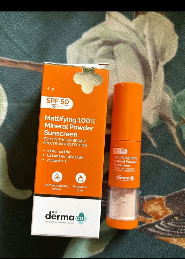 Tha Derma Co Powder Sunscreen