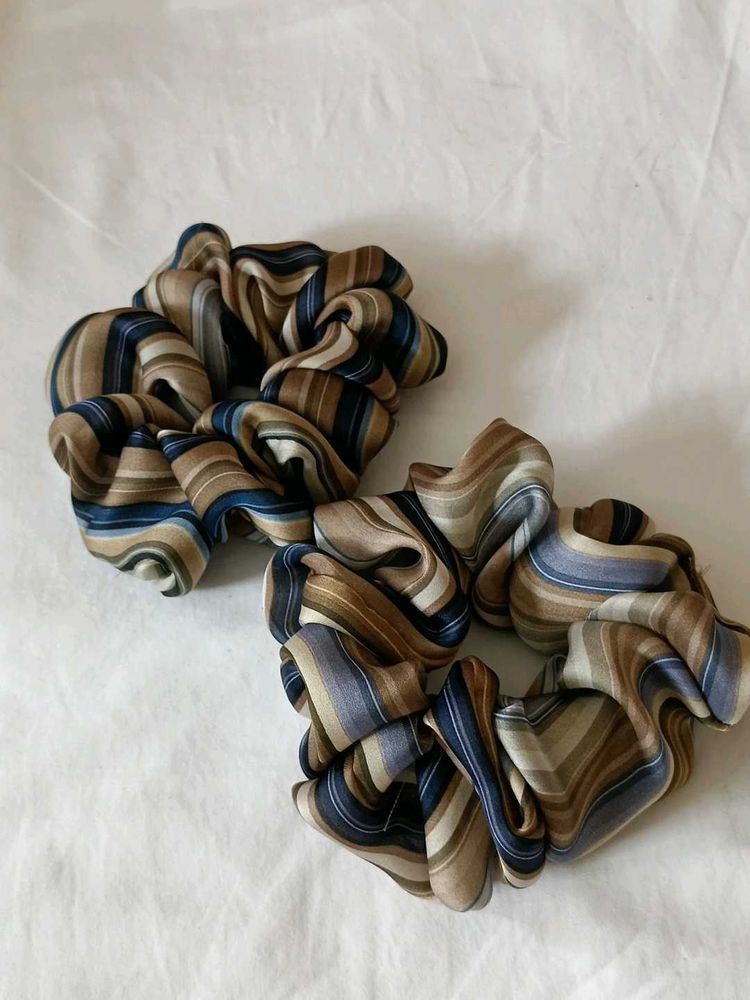 Striped Hair Scrunchies (Set of 2)