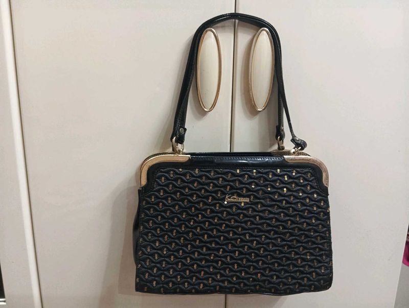 Black &amp; Gold Handbag