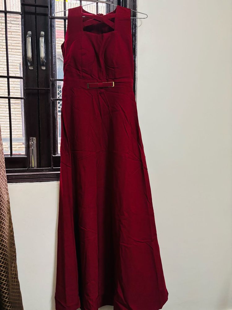 Elegant Maroon Maxi Dress