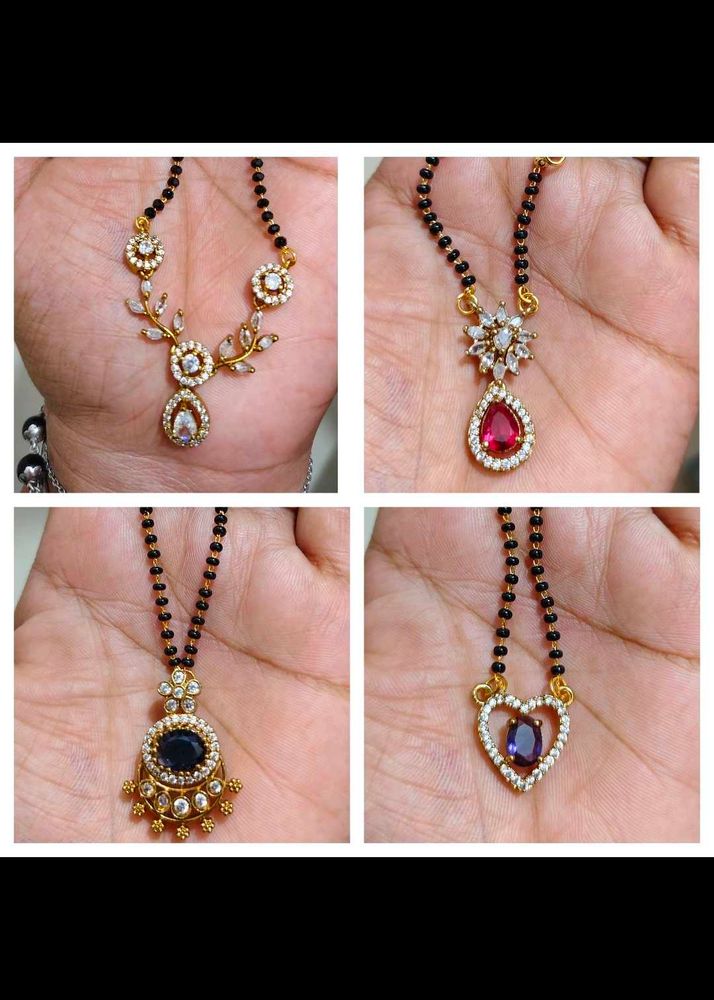 Ad Stone Pendant Black Beads Collection