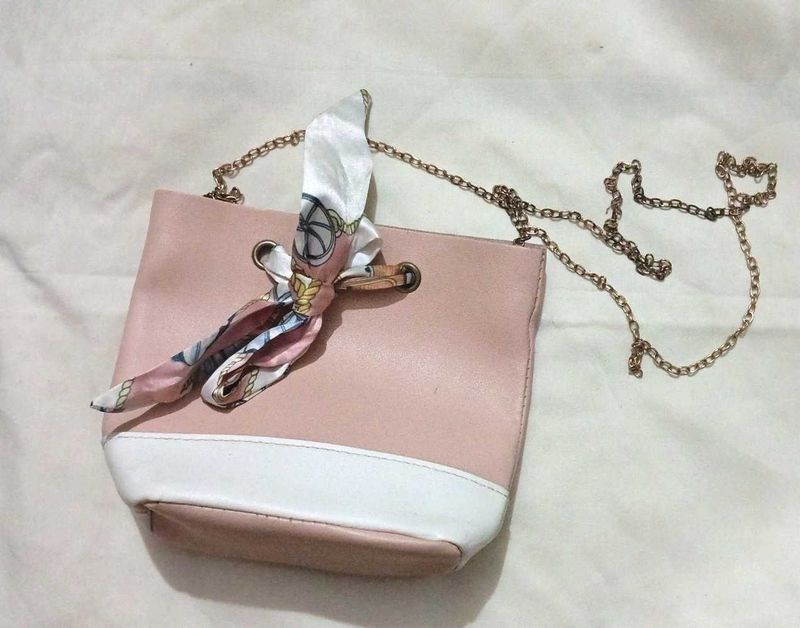 Cute Pink &amp; White Crossbody Bag