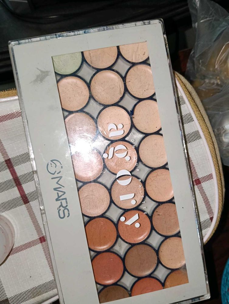Combo Of Mars Foundation Palette Makeup Fixed