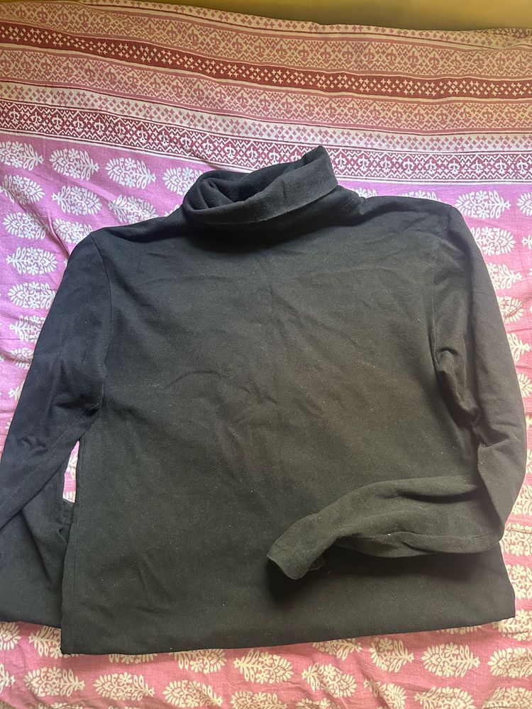 High neck Tshirt