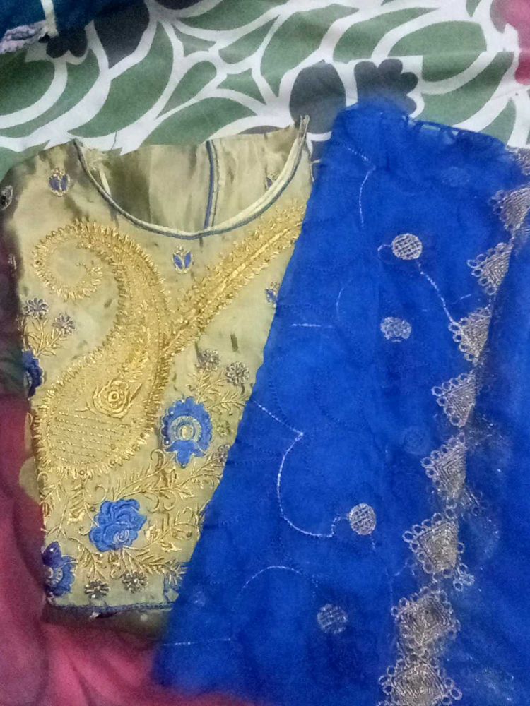 Embroidered Kurta Set