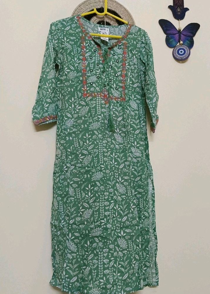 New Neck Embrace Embroidery Kurta
