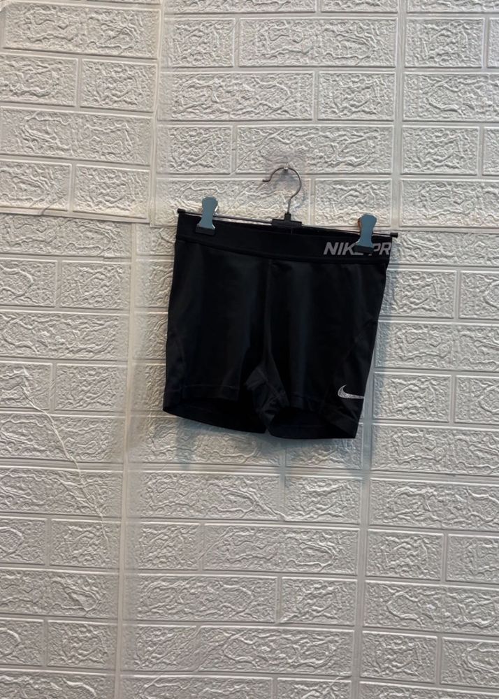 🇦🇺 Nike Pro Imported Shorts